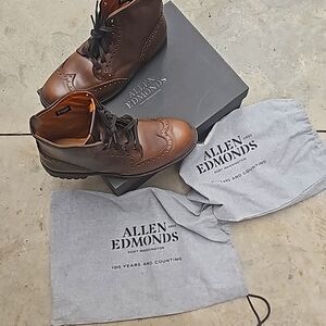 Allen Edmonds Chapman wing boots/brown/ size 12